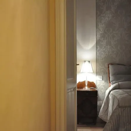 Accademia Hotel
