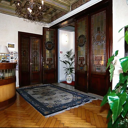 Accademia Отель Флоренция