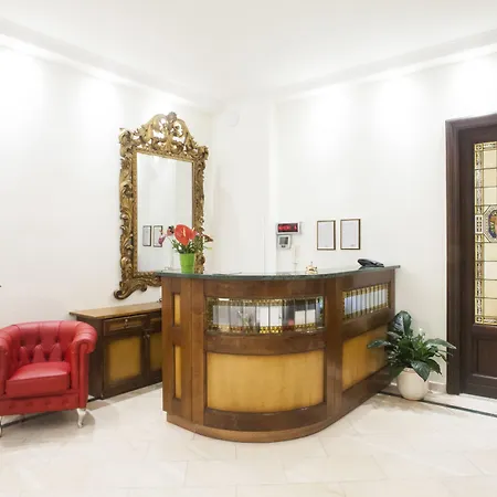 Hotel Accademia 3*